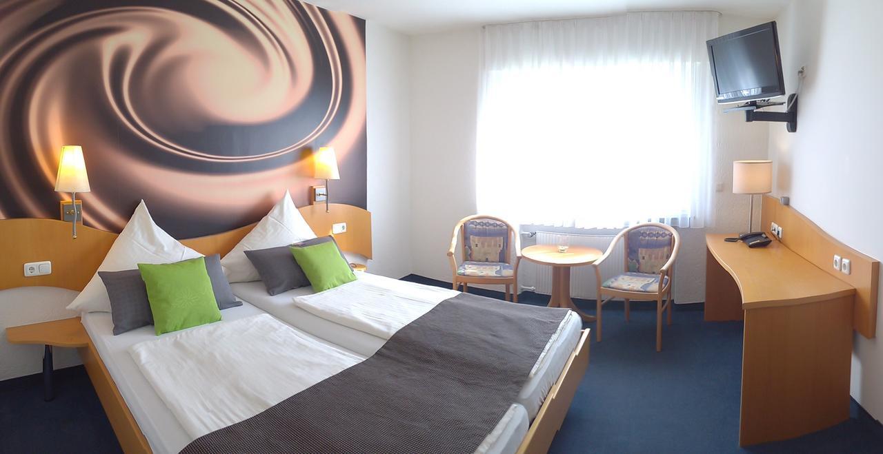 Hotel Rheingold 盖恩斯海姆 外观 照片